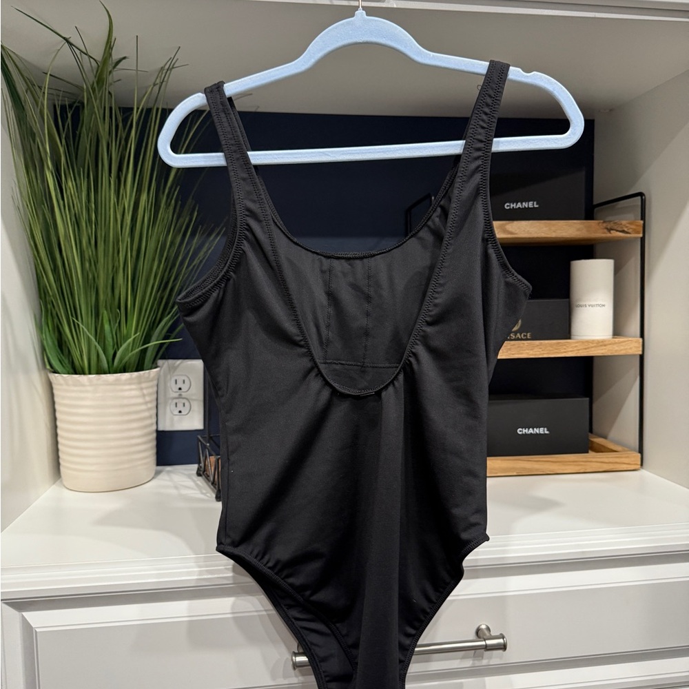 PINK Victoria's Secret SZ M Black Bodysuit One Piece - Picture 2 of 4
